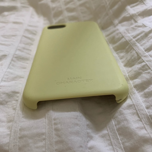 ✨3/$25✨Main Character iPhone 6/6s/7/8 Case - Picture 4 of 5